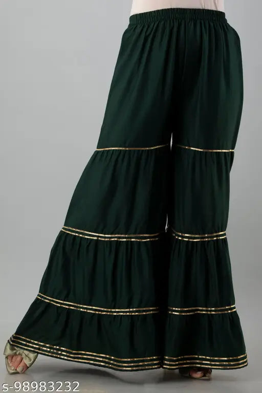 Green ruffled dupatta with a flared hem