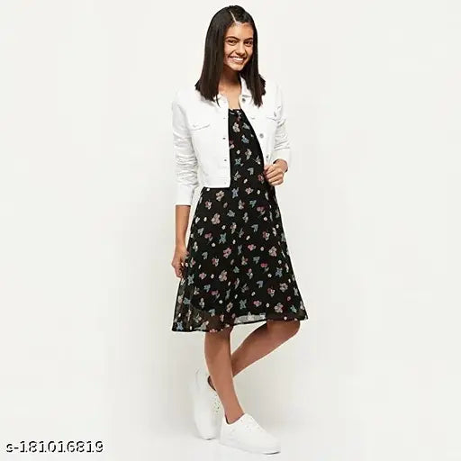 Solid short denim jacket for women, three-quarter sleeves, India-made denim apparel