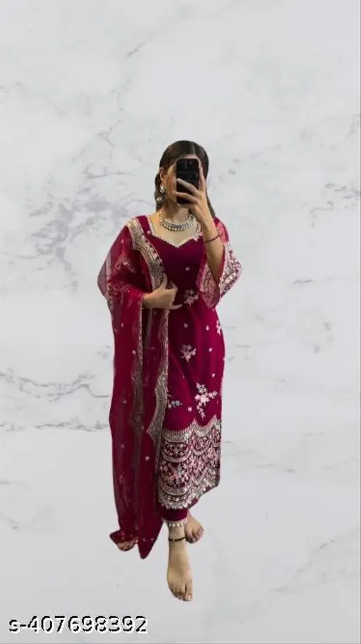 Red embroidered kurta with matching dupatta and pajama set, long sleeves