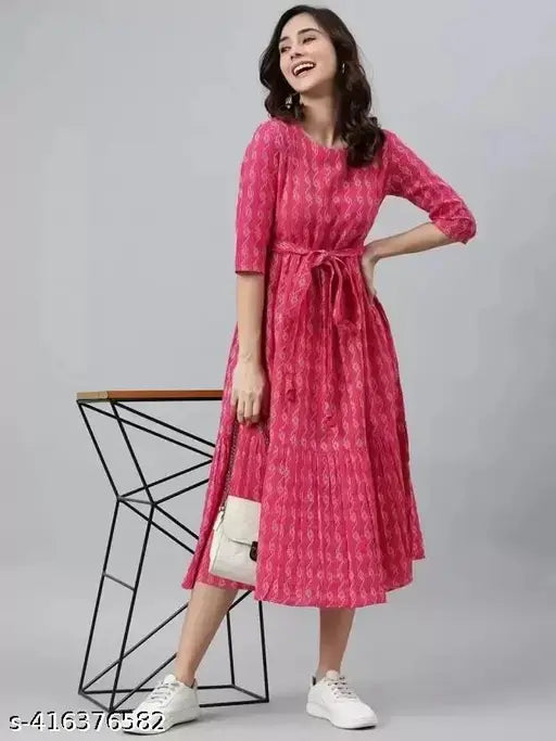 Women's stylish, comfortable cotton gown with three-quarter sleeves and printed pattern. Size M (bust: 38 in), available from India