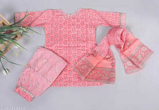 Pink pure cotton floral printed Kurti Pajami set with dupatta for kids girls, featuring sharara bottoms and three-quarter sleeves. Available in sizes 12-18 months, 18-24 months, 2-3 years, 3-4 years, 4-5 years, and 5-6 years. Made in India