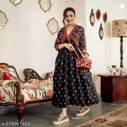 Rayon three-quarter sleeve printed Anarkali kurti, trendy ethnic wear for women's festive party wear