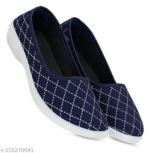 Comfortable, fashionable printed bellas for women and girls (IND-5, IND-6, IND-7, IND-8), synthetic material with Velcro fastening from JNGLOBE's latest collection