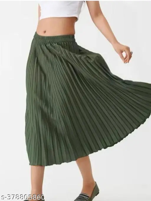Women's latest crepe skirt for girls, trendy solid pattern, fashionable attire on a mannequin