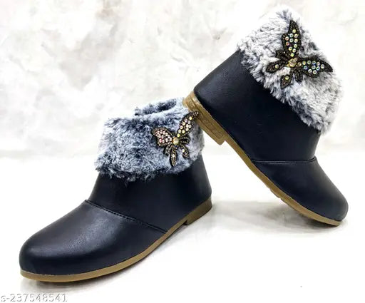 Synthetic leather shoes for girls (ages 15 months - 10 years), India origin