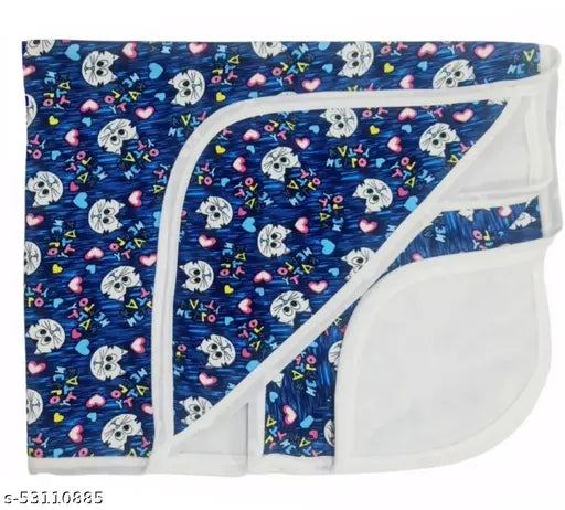 Fleece hooded baby blanket with cartoon print, ideal for AC rooms and colder days. Soft, warm, lightweight, and machine washable. Made in India