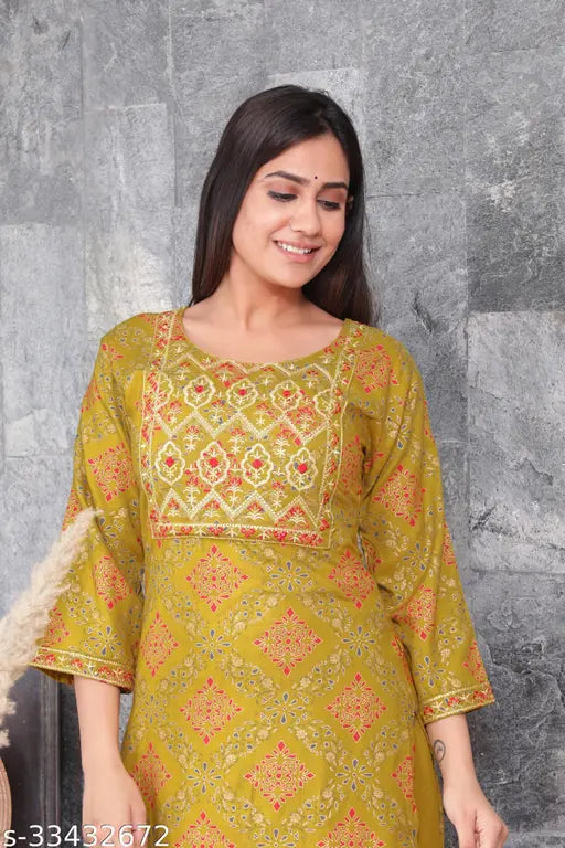 Embroidered Rayon Kurta Set with Palazzos, fancy women's three-quarter sleeve outfit in net pattern from India