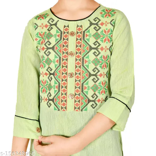 Chanderi cotton blend embroidered kurti set with leggings, A-line top pattern, three-quarter sleeves. Indian girls fashion, 4-5 years size 24 inches