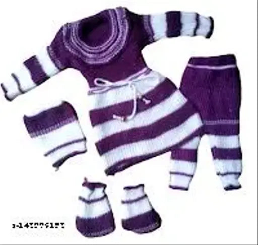 Woolen winter kid's sweater, solid pattern, long sleeves, pack of 1 from India