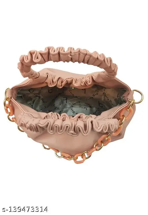 Brown leather slingbag with gold chain