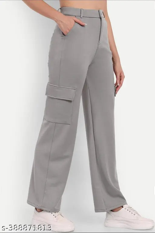 Grey cargo pants with four pockets