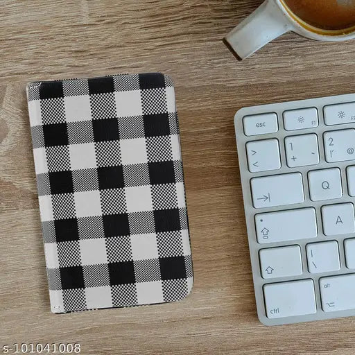 Faux leather checked card holder, stores up to 15 visiting cards and 4 credit cards