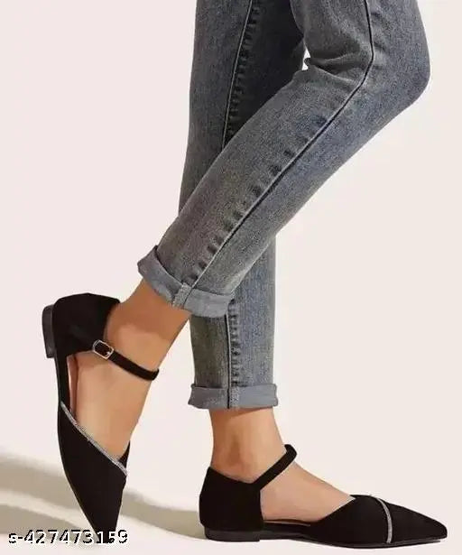 Stylish black mesh bellies ballerinas, closed back - women's footwear for confidence and style