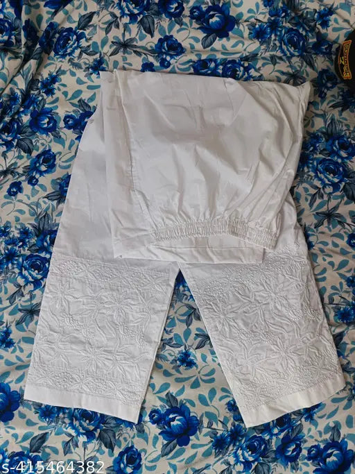 White lace pajama bottoms for women