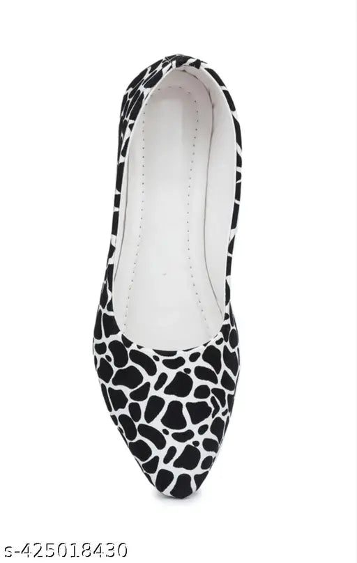 Modern synthetic mules, Modern Bellies in sizes IND-4 to IND-9, closed back design, India origin