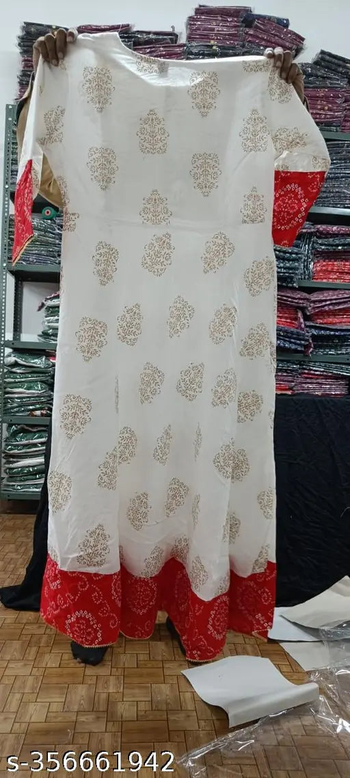 Rayon anarkali kurta, printed combo, three-quarter sleeves. Woman or girl's new fancy printed tarisnal anarkali kurta from India
