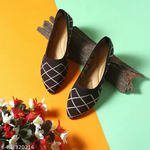 Stylish, comfortable vegan leather flats in canvas - Bellies for Women