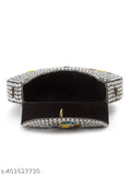 Metal clutch with silver finish, suitable for wedding party or women's hand clutch