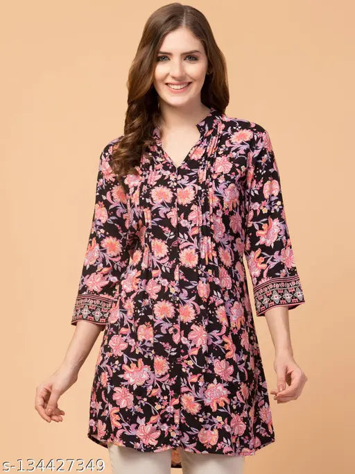 Black and white checkered cotton shirt dress for women, rayon, three-quarter sleeves, pleats detailing, attached side belts