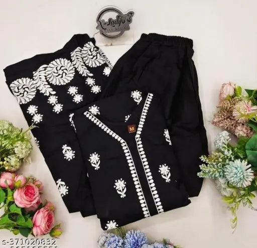 Black embroidered rayon kurta pants set with short kurti and Palazzo bottoms, long sleeves, Indian party wear