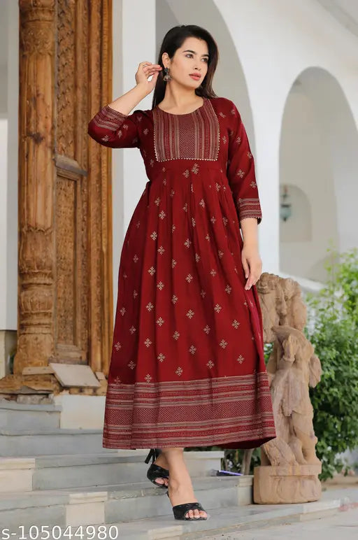 Women's rayon Anarkali kurti, printed combo three-quarter sleeves, single size L (bust 40in, length 43in), Indian traditional wear on mannequin