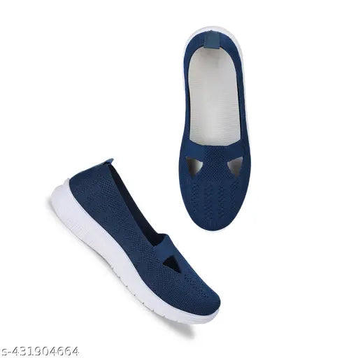 Black Ciptocomfort slip-on sports shoes with cushioning and breathable material