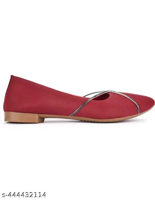 Synthetic, trendy ballerinas - comfortable flat shoes for women in various sizes (IND-3 to IND-8), on display