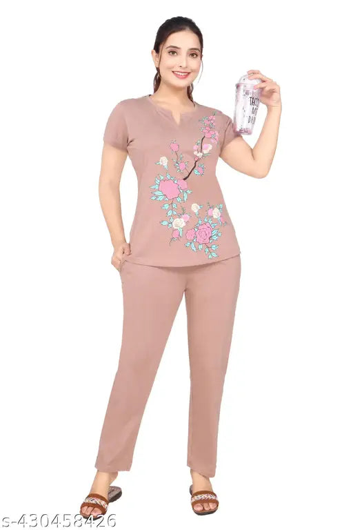 Cotton blend women's summer nightsuit set, printed design in half sleeve round neck style