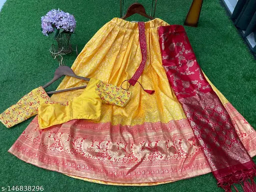 Haldi Wear Pure Pattu Lehenga Voni