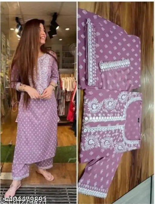 Embroidered net rayon kurta set with rayon pants, three-quarter sleeves, Indian origin