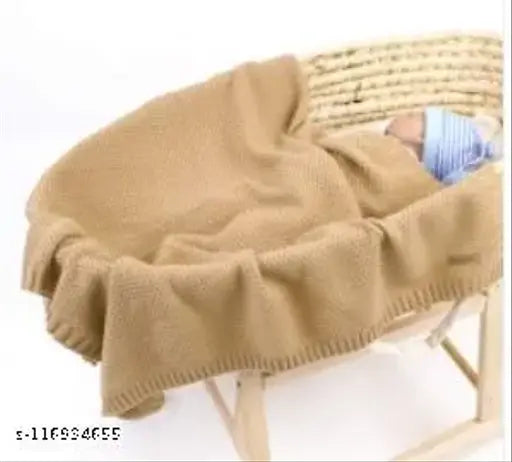 Solid cotton net fancy throw, 18.5cm x 16.5cm, handcrafted in India, ideal for crib or single bed