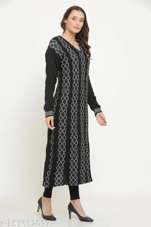 Long flared woolen kurti, dark color