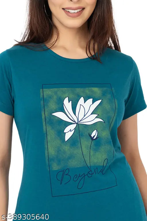 Green cotton printed night suite for women, comfortable round neck design, stylish and comfortable for a peaceful night's sleep