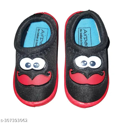 Black, red, black boys' sandals with a funny face design