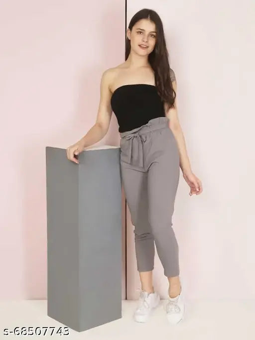 Skinny belt trousers in gray color