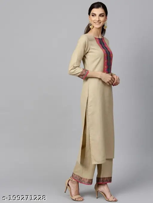 Pure cotton set with Chanderi dupatta, solid-patterned Indian kurta, bottomwear, and dupatta. Pack of 3 sizes in pure cotton fabric, three-quarter sleeves. Made in India