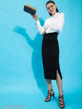 Black pencil skirt with side pockets, black sunglasses