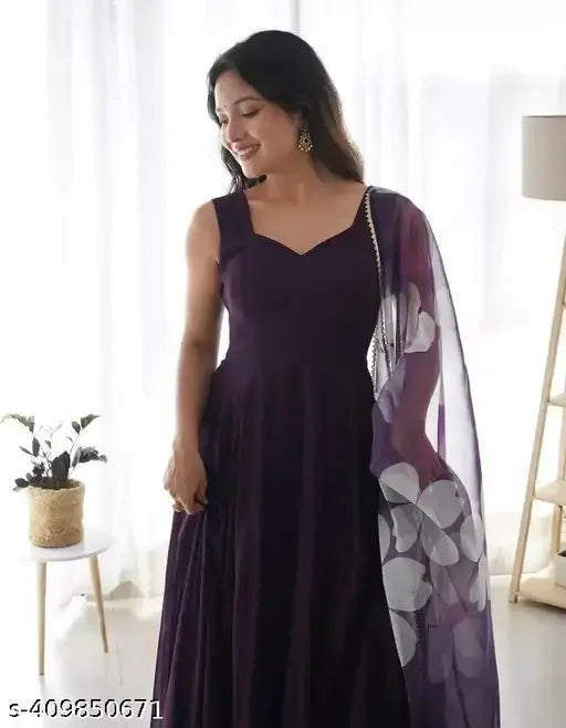 Georgette Niluvangi Anarkali Fancy Gown with Dupatta and Bottomwear - Indian couple set in sleeveless style