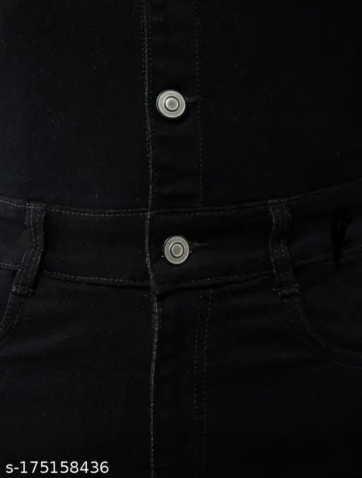 Comfy fit denim dungaree for women, solid color, three-quarter sleeves, adjustable shoulder straps, metallic button closures, four pockets, waistband with belt loops, mock fly, and 4-button closure. India-made high-waist denim jeans