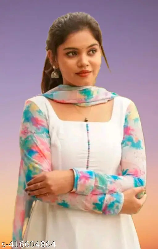 Georgette long-sleeved pretty white kurti1, solid pattern for women's Indian fashion