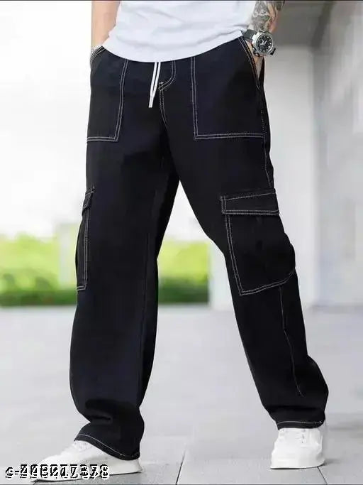 Fashionable black men's jeans with three-fourth length
