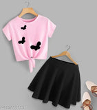 Polycotton T-Shirt for Women, trendy with beautiful graphic design, featuring short sleeves and two sizes: XS, S, M, L