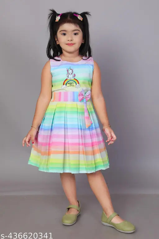 Colorful cotton dress with rainbow print, pleated design, for baby girls