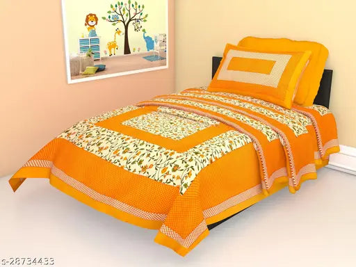 Red cotton dandiya bedsheet set, traditional sanganeri screen print with 4 kam gad booti design, long-lasting and skin-friendly colors, Indian origin