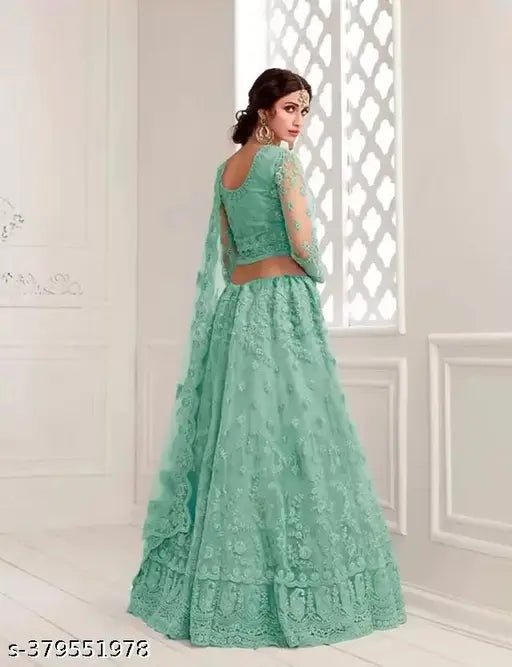 Fashionable Kashvi lehenga set in net fabric, embroidered with intricate patterns, free size, Indian origin