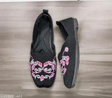 Canvas Punjabi Juttis for women, printed flatforms in sizes IND-6, IND-7, IND-8. Made in India