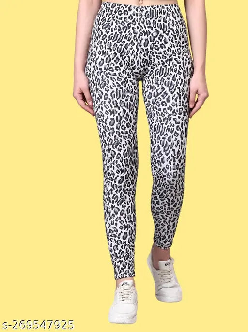 Printed Lycra jegging for women's party wear, imported from India. Available in sizes 26, 28, 30, 32, 34, 36