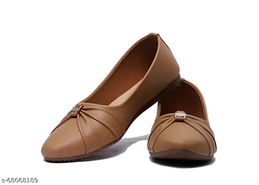 Trendy tan synthetic bellies, attractive women's balletinas. Comfortable and versatile for any outfit