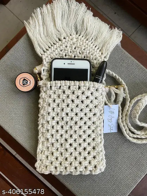 Handcrafted crochet cross-body mobile pouch with fringe, size 75 inches