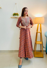 Peach 100% cotton Jaipuri kurti, traditional block-printed with versatile elegance and flattering silhouette